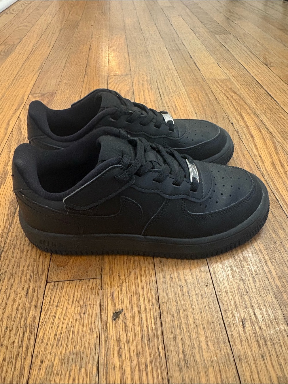 Kids Nike Force 1 Low Easyon Sneakers - 1Y